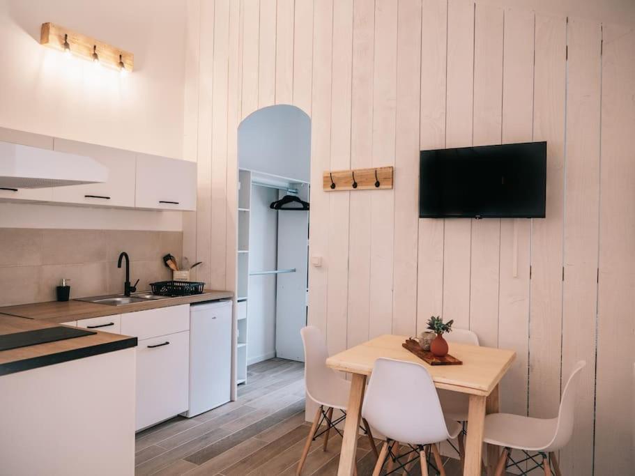 Le Studio Du Coutach Quissac  Ngoại thất bức ảnh
